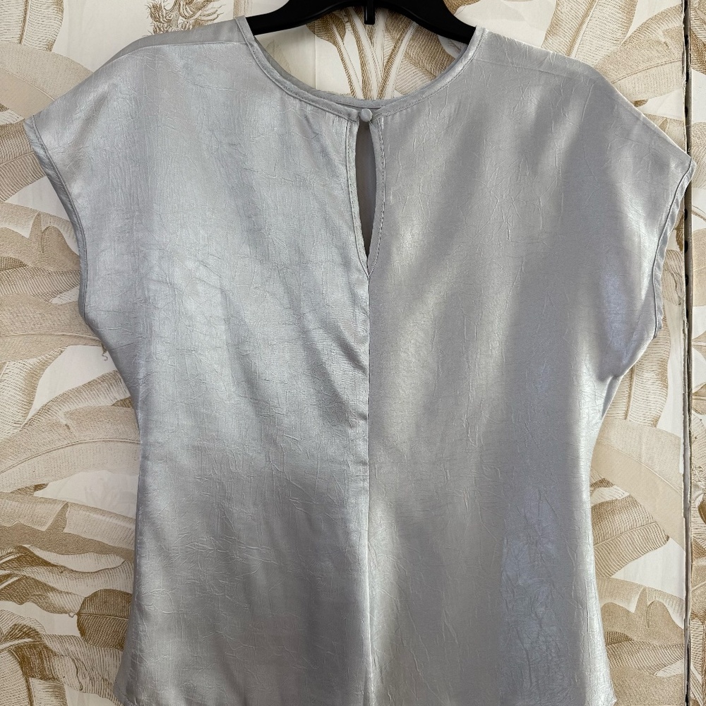 Silver Satin top, Elevate your style business chick, elegant or casual - Picture 5 of 5